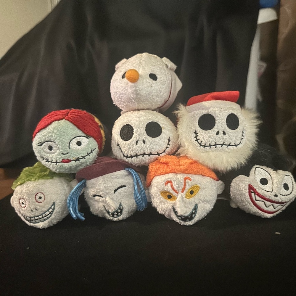 1 Set of Disney Tsum Tsum Nightmare Before Christmas Plush.